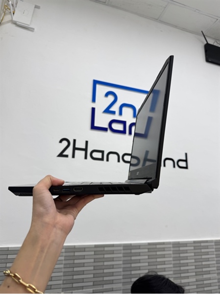 Laptop Acer Nitro 5(A515) - RTX 3050 4GB - i7-11800H - 8/512GB SSD - Màu đen - Pin 62 - Ngoại hình 97% - phản quang ám vàng nhẹ mất mic+camera - Kèm Sạc 2