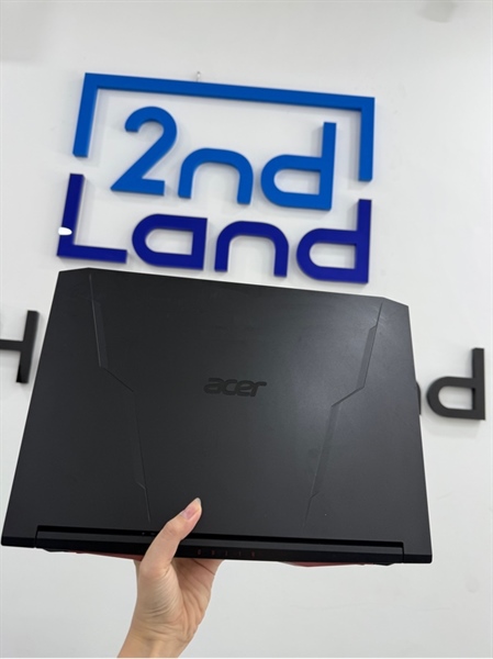 Laptop Acer Nitro 5 AN515-45 - Ryzen 5 5600h - Card GTX1650 - 8/512GB SSD - Màu đen - Pin 70% - Ngoại hình 97% - Cấn góc nhẹ , màn hằn phím , ám viền phản quang nhẹ - Kèm sạc