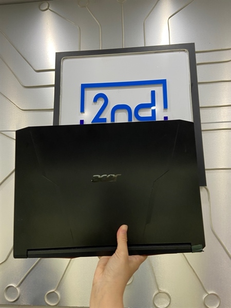 Laptop Acer Nitro 5 AN515 56 - i5-11300H - GTX 1650 - Ram 16/512GB SSD - Pin 65% - Màu đen - Ngoại hình: 97% - Màn sọc dưới nhiều, mất 1 nút, bản lề bể góc trái, touchpad tróc - Kèm sạc