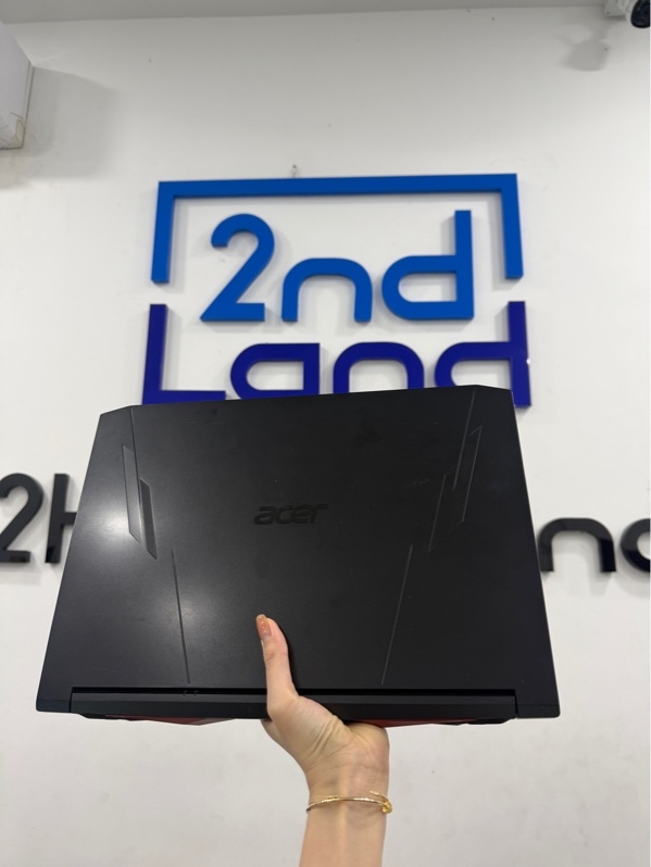 Laptop Acer Nitro 5 AN515-57 - i5-11400H-8/SSD 512GB-Card NVIDIA GeForce RTX 3050 - Màu đen - Pin 77% - Ngoại hình 97%- Màn trầy , phản quang nhiều, viền màn ám vàng , ám hồng nhẹ , touchpad trầy , bản lề yếu ,nhựa ọp ẹp - Kèm sạc
