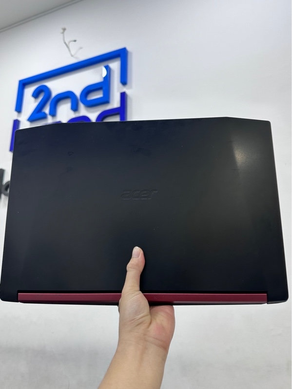 Laptop Acer Nitro 5 - i7 7700HQ - GTX 1050 Ti - Ram 8/120GB SSD(Tốt),500 HDD(tốt) - Pin 27% - Màu đen - Ngoại hình 97% - Kèm sạc