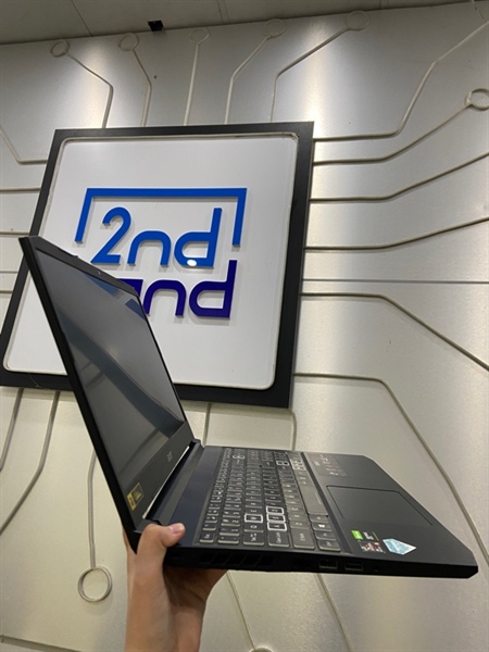 Laptop Acer Nitro AN515-45 - AMD Ryzen 5 5600H - GTX 1650 - Ram 8/512GB - Pin 69% - Màu đen - Ngoại hình: 97% - Màn in phím, 2 đốm phản quang, màn ám hồng viền vừa- Kèm sạc 2