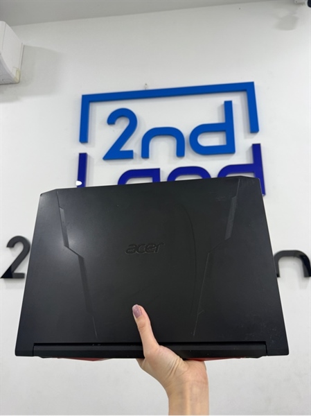 Laptop Acer Nitro AN515-45 - Ryzen 5 5600H - 16GB/512GB SSD - Màu đen - Pin 65% - Ngoại hình 97% - Màn tối viền nhẹ , màn trầy , cấn móp 4 góc , trầy touchpad , trầy - Kèm sạc 135W