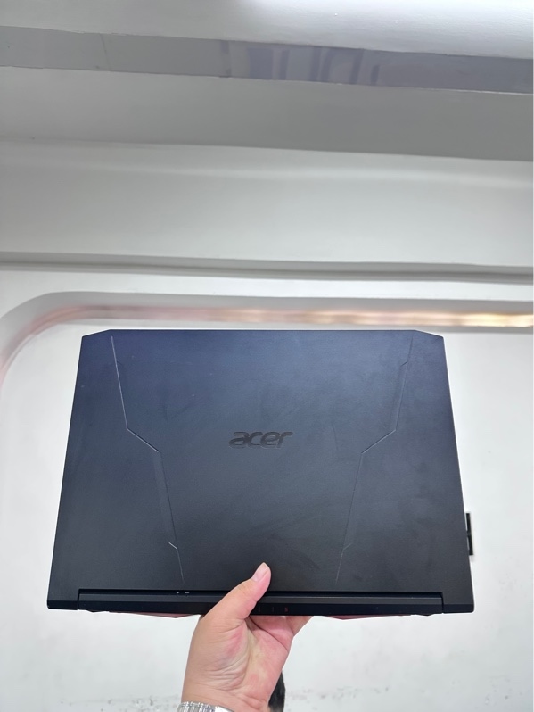 Laptop Acer Nitro AN515-45 - Ryzen 5-5600H - 8/512ssd - GTX 1650 4GB - Màu đen - Pin 76% - Ngoại hình 97% - Màn phản quang, ám hồng, in phím nhẹ - Kèm sạc