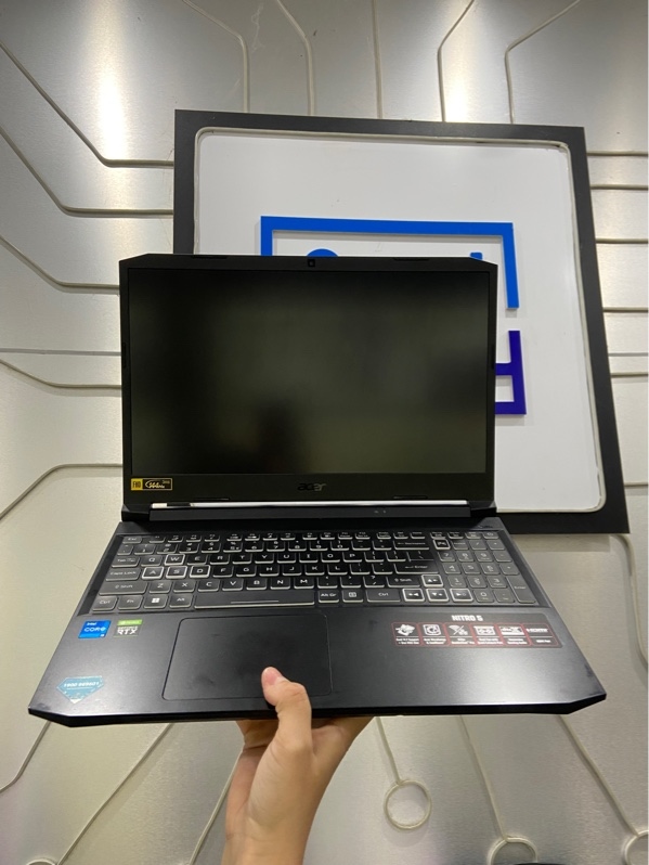 Laptop Acer Nitro AN515-57 - i5-11400H - Ram 8/512GB - GTX 3050 - Pin 87% - Màu đen - Ngoại hình: 97% - Kèm sạc