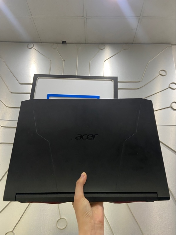 Laptop Acer Nitro AN515-57 - Intel Core i5-11400H - NVIDIA GEFORCE RTX 3050 - Màn 144Hz - Ram 16/512GB SSD - Pin 100% thay new - Màu đen - Ngoại hình: 97% - Màn ám vàng nặng, in phím, phản quang nặng - Kèm sạc