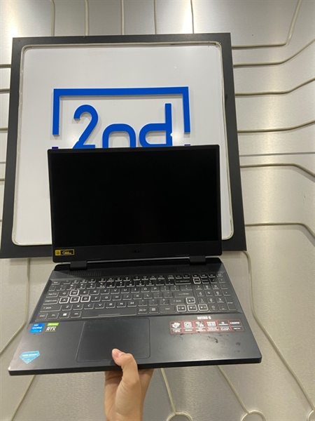 Laptop Acer Nitro AN515-58 - i5-12500H - Ram 16GB RTX 3050 SSD 512GB - Pin 65% - Màu đen - Ngoại hình: 98% - Màn ám vàng viền, ám hồng - Kèm sạc 1