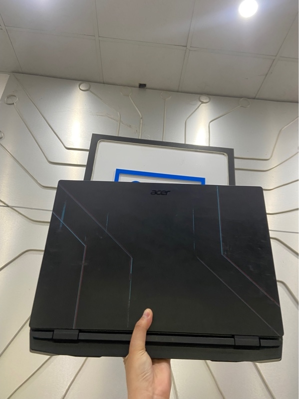 Laptop Acer Nitro AN515-58 - Intel Core i7-12700H - RTX 3050 - Ram 8/512GB SSD - Pin 76% - Màu đen - Ngoại hình: 97% - Màn ám xanh nhẹ, in phím, phản quang, xước thân - Kèm sạc