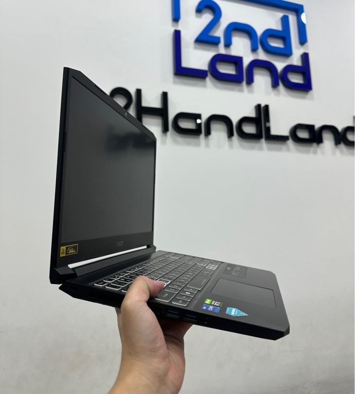Laptop Acer Nitro ANT515-57 - i7 11800H/RTX 3050 - 16/512GB SSD - Pin 68% - Màu đen - Ngoại hình 97% - Màn 1 đốm phản quang, nứt vỏ nhẹ , touchpad trái phải lờn chập chờn nhẹ - Kèm sạc