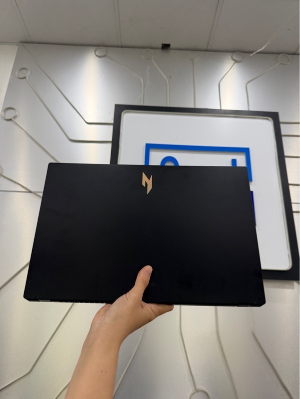 Laptop Acer Nitro ANV15-41 - AMD Ryzen 5 6600H - RTX 2050 4GB - Ram 16/512GB SSD - Pin 92% - Màu đen - Ngoại hình: 98% - Kèm sạc