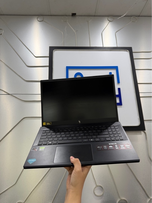 Laptop Acer Nitro ANV15-41 - AMD Ryzen 5 6600H - RTX 2050 4GB - Ram 16/512GB SSD - Pin 92% - Màu đen - Ngoại hình: 98% - Kèm sạc