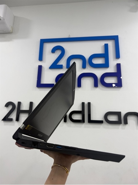 Laptop Acer Predator G3572 - i7 7700HQ - 8/256GB SSD/1TB HDD - Màu đen - Pin 87% - Ngoại hình 97% - Màn hồng - Kèm sạc 1