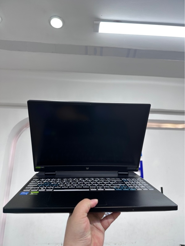 Laptop Acer Predator Helios Neo 16 - i5 13500HX - 16/512ssd - RTX 4060 (8G) - Màn 16 inch/ FullHD/ 165hz - Màu đen - Pin thay 100% - Ngoại hình 98% - Kèm sạc
