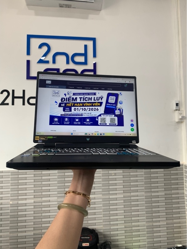Laptop Acer predator helios neo 16 PHN16-71 - i5-13500HX - RTX 4050 6gb - Ram 16gb/ssd 512gb - Màu đen - Pin 74% - Ngoại hình: 96.5% - Lỏng cổng Lan - Kèm sạc