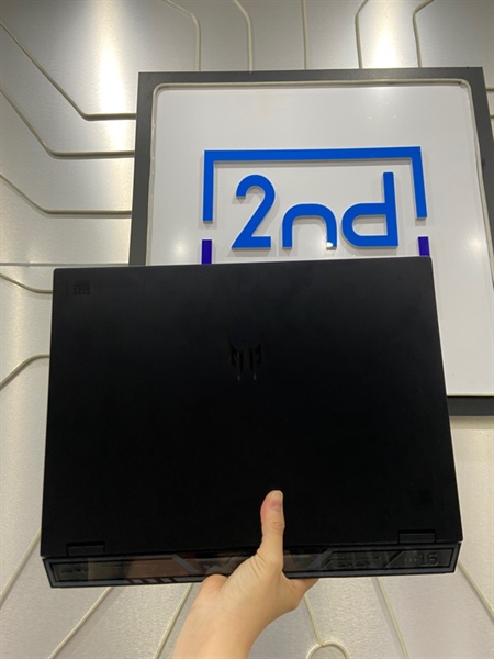 Laptop Acer Predator PHN16-72 - I9-14900H - Ram 32gb RTX 4060 SSD 1T SSD 512GB - Pin 90% - Màu đen - Ngoại hình: 98.5% - Kèm sạc