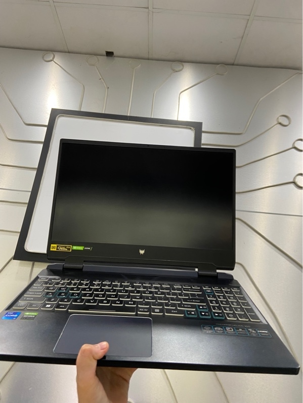 Laptop Acer Pretador PH315-55 - Intel Core I7-12700H - NVIDIA GeForce RTX 3060 - Ram 16/512GB SSD - 165Hz - QHD - Pin 69% - SSD Chạy 9247 giờ - Màu đen - Ngoại hình: 97% - màn lưu ảnh ám hồng viền nặng - FullBox
