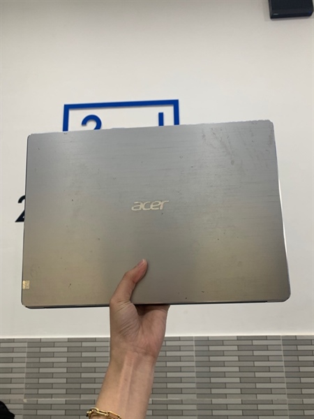 Laptop Acer Swift SF314-41 - Ryzen 3 3200U - Ram 12/256 SSD - Màu bạc - Pin 65 - Ngoại hình: 96% - ám hồng, ám vàng, loa rè - Body, kèm sạc