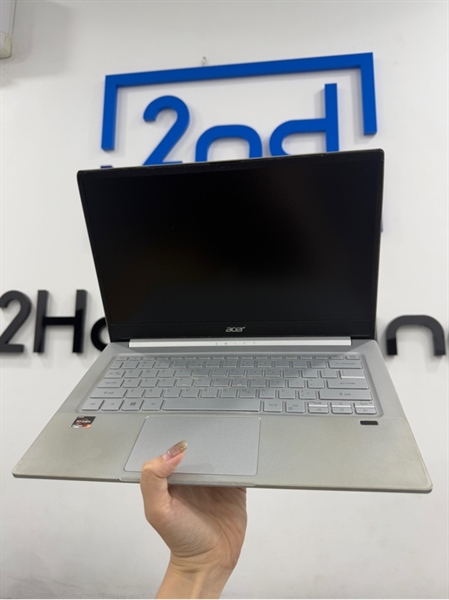Laptop Acer Swift SF314-42 - Ryzen 5 4500U - 8/256GB SSD - Màu bạc - Pin 52% - Ngoại hình 97% - cấn 2 góc , mục cao su viền - kèm sạc 2