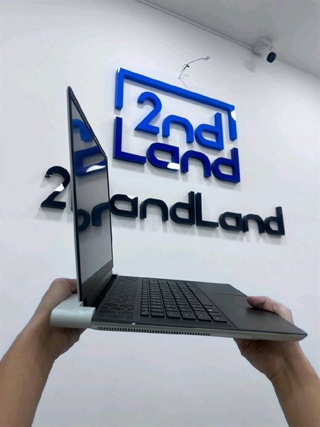 Laptop Alienwere X16 R1 - i9 - 13900 HK - RTX 4080 - Ram 32/1TB - Pin ổn - Màu trắng - Ngoại hình 97.5% - Màn phản quang hằn phím nhẹ - Kèm sạc 2