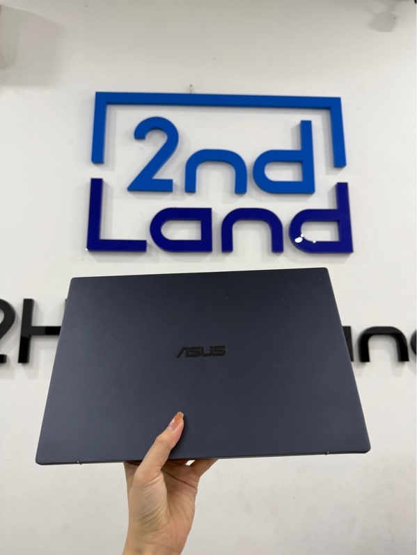 Laptop Asus Expertbook B1400CEAEY - i5-1135G7 - 8/256gb ssd - Màu xanh đậm - Pin 57% - Ngoại hình 97% - Màn ám vàng, phản quang nhiều, loạn touchpad khi cắm sạc , tróc đế cao su, cấn 1 góc màn - Kèm sạc LK - thay sạc