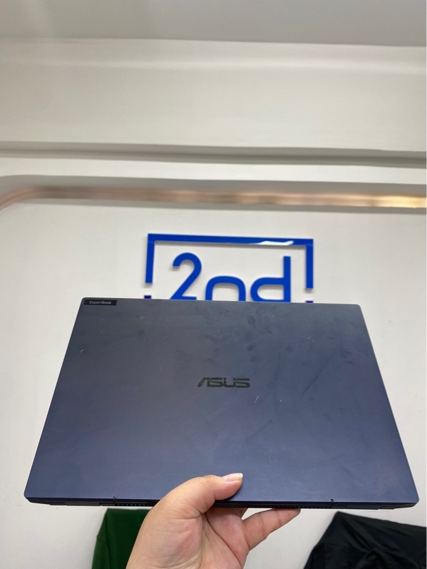 Laptop Asus expertbook B3302cea Vivobook - i7-1165g7 - 8/512ssd - Màu xanh navy - Pin 76% - Ngoại hình 98% - Kèm sạc