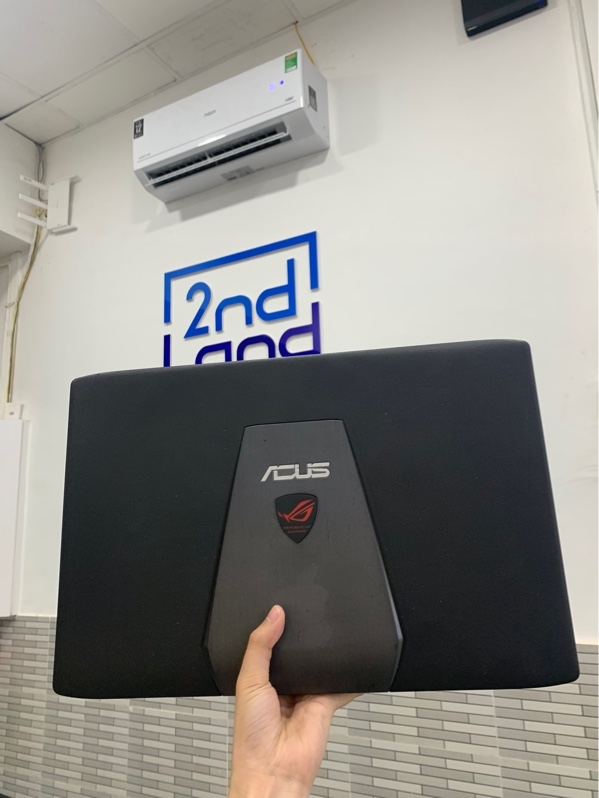 Laptop Asus GL522VW - i5-6300HQ - Ram 8/256gb ssd - GTX 960M - Màu đen - Pin 60% - Ngoại hình: 97% - Màn phản quang, bung nhẹ nút số 3 - Kèm sạc