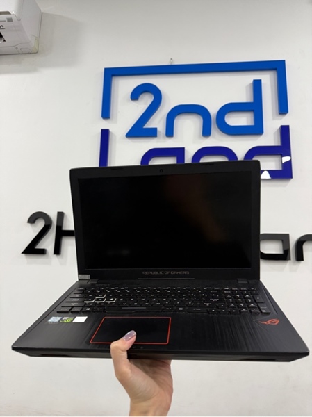 Laptop Asus GL553VD - i5 7300HQ - GTX 1050 - Ram 8/1TB HDD - Màu đen - Pin 77% - Ngoại hình 97% - Màn ám hồng , hở sáng , phản quang - Kèm sạc 2