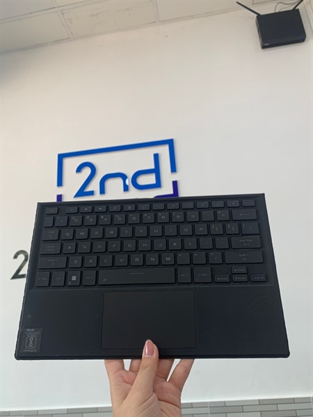 Laptop Asus ROG Flow Z13 GZ301VU - I9-13900H - RTX 4050 - 16GB/1TB SSD - Màu đen - Pin 79% - Ngoại hình: 98% - Fullbox 3