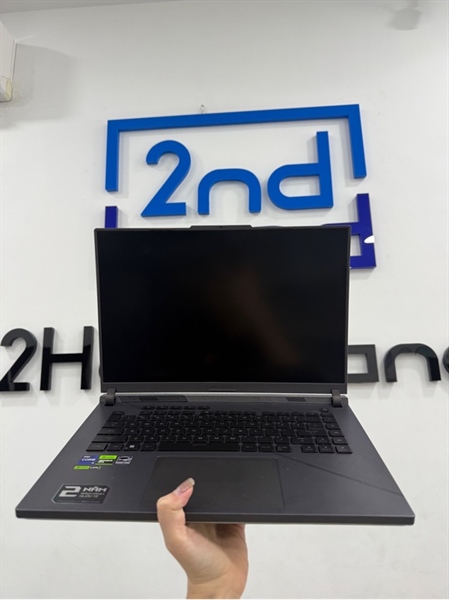 Laptop Asus Rog Strix G16-G614JVR - i9 14900HX - Ram 32/Card RTX 4060 - 500GB SSD - 1TB SSD - Màu xám - Pin 95% - Ngoại hình 97% - cấn 1 góc nhẹ - Kèm sạc 2