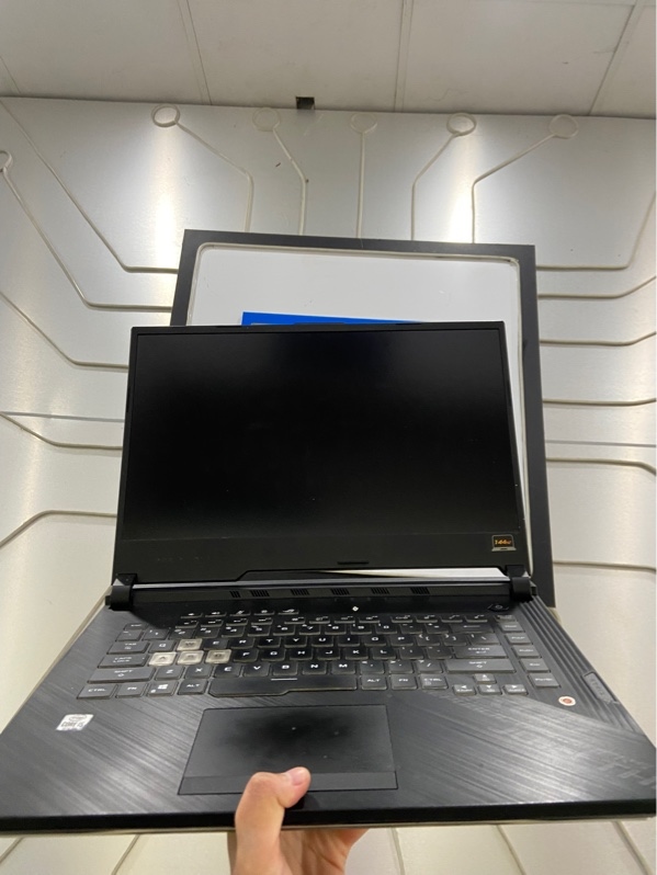 Laptop Asus Rog Strix G512LI - Ram 16/512GB - i5-10300H - GTX 1650 Ti - Pin 100% thay new - Màu đen - Ngoại hình: 97% - Kèm sạc