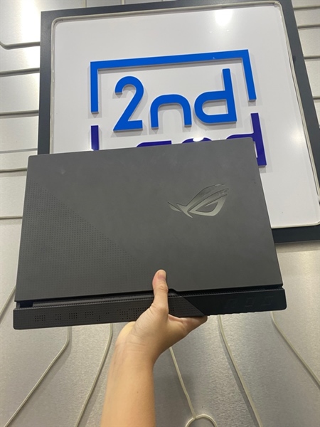 Laptop Asus ROG Strix G513IE - Ram 16/512 GB SSD - Card AMD Radeon Graphics Nvidia Geforce RTX 3050 Ti - Pin 70% - Màu đen - Ngoại hình: 98% - Màn phản quang - Body - Kèm sạc