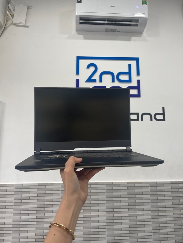 Laptop Asus rog strix g513ie - Ryzen 7 4800h - RTX 3050 ti 4gb - Ram 16/ssd 512gb - Màu đen - Pin 70% - Ngoại hình: 98% - Màn ám hồng - Kèm sạc