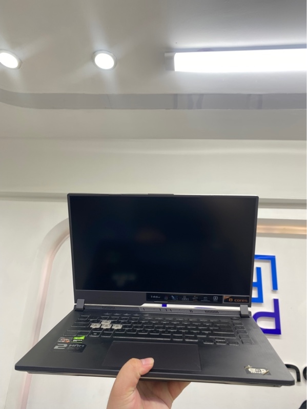 Laptop Asus Rog Strix g513ih - Chip Ryzen 7 - 4800H - 16/512gb ssd - GTX 1650 - Màu đen - Pin thay 100% - Ngoại hình 97.5% - Màn phản quang - Kèm sạc