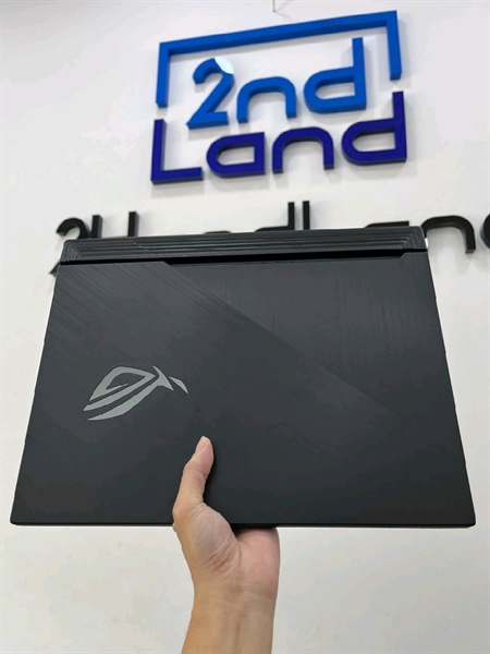 Laptop Asus Rog Strix G531D- i5 - 9300H/RTX1050 - 32/512GB SSD - Pin không chạy được %pin -Màu đen - Ngoại hình 96%- Nứt hở vỏ ,led dưới không hoạt động ,màn ám phản quang - Kèm sạc