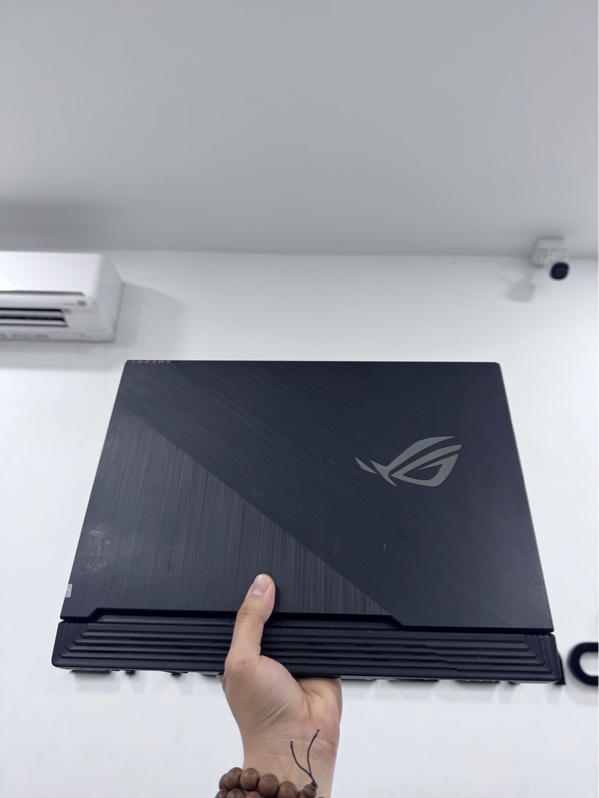 Laptop Asus ROG strix G531GD - i5-9300H/GTX 1050 - 8/512gb ssd - Màu đen - Pin 30% - Ngoại hình 97.5% - Ổ sức khoẻ 74%, màn ám hồng, phản quang, hằn phím - Kèm sạc