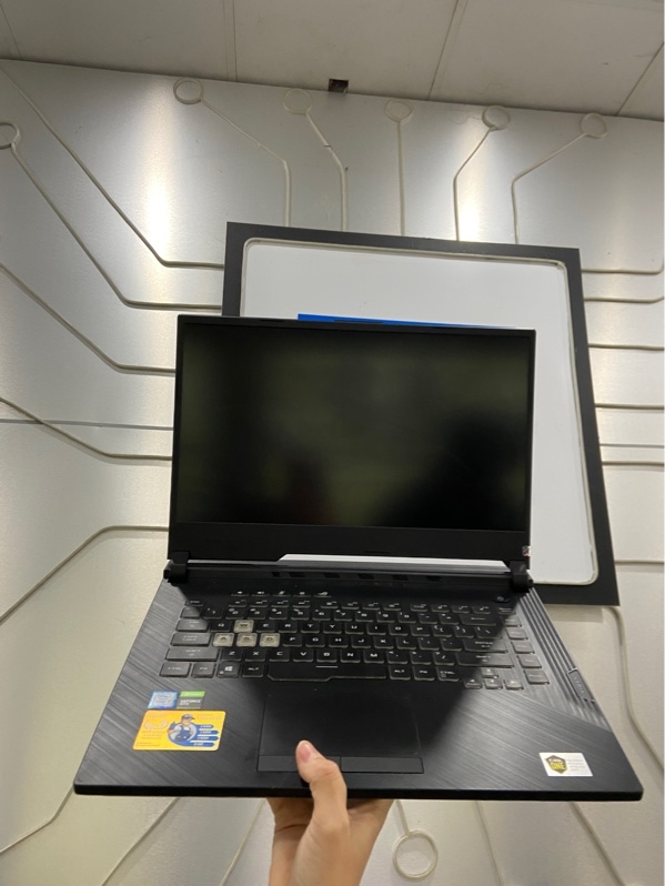 Laptop Asus Rog Strix G531GT - i7-9750H - 1650 Ram 8/512GB SSD - Pin 74% - Màu đen - Ngoại hình: 97% - Màn ám - Kèm sạc