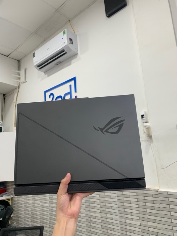Laptop Asus ROG Strix G614JV_G614JV - i9-13980HX - GTX 4060 - Ram 16/1T - Màu đen - Pin 91% - Ngoại hình: 97% - Cấn trầy, màn ám hồng viền - Kèm sạc