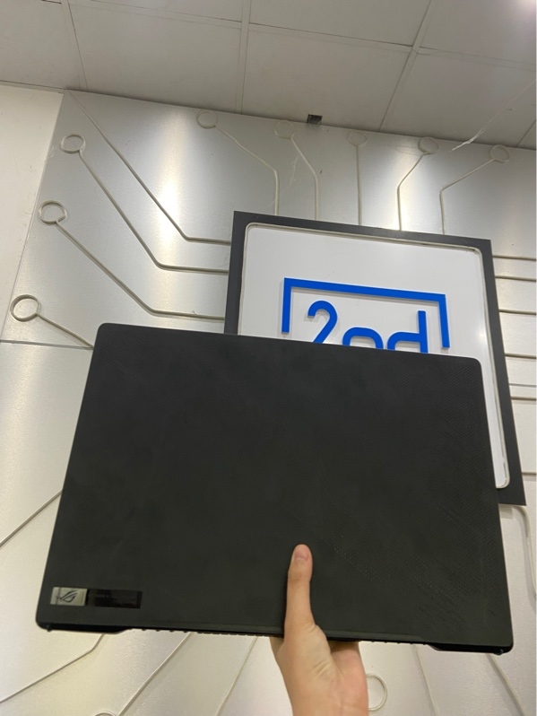 Laptop Asus ROG Zephyrus M16 GU603ZM - i7 12700H - Ram 8/500GB + 128gb - RTX 3060 - Pin 76% - Màu đen - Ngoại hình: 97% - màn ám hồng - Kèm sạc