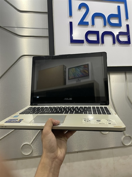 Laptop ASUS TP550L - Ram 4/128GB SSD - Màu Đen - Core i3-4030U - Card Intel HD Gaphics Family - Ngoại hình 97% - phản quang - Kèm sạc