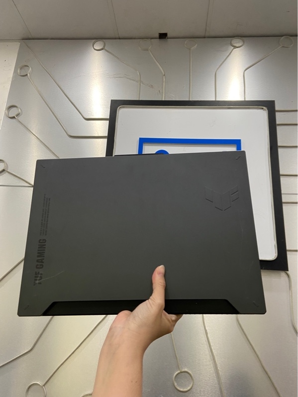 Laptop Asus Tuf A15 FA507NUR - Ryzen 7 7435HS RTX 4050 - 16/512GB SSD - Pin 87% - Màu đen - Ngoại hình: 97% - Kèm sạc