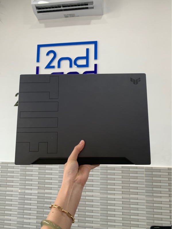 Laptop Asus Tuf Dash F15 FX516PM - i7-11370H - RTX 3060 6GB - Ram 16GB/SSD 512GB + 1TB - Màu đen - Pin 74% - Ngoại hình: 98% - Màn trầy + ám vàng hồng - Kèm sạc