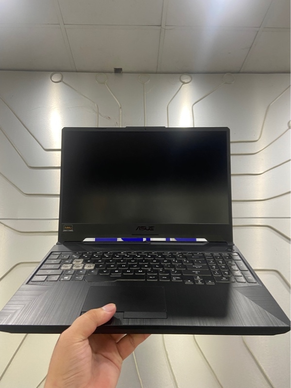 Laptop Asus Tuf F15 FX506 - i5-10300H - GTX 1650 - 8/512GB - Màu đen - Ngoại hình: 98% - Kèm sạc