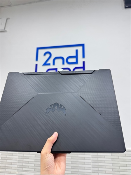 Laptop Asus Tuf F15 - i5-10300H, GTX1650 4GB Vram, Ram 8GB/512GB SSD - Đen - pin 74% - Ngoại hình: 98% - Màn xước mèo, ám viền- Kèm sạc