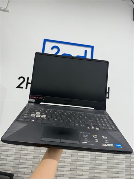 Laptop Asus Tuf F15 - i5-11900H - RTX 3050 - 4GB RAM - 8GB/SSD512GB - Màu đen - Pin 62% - Tình trạng tốt - Ngoại hình 96% - Phản quang , bể sườn - Kèm sạc linh kiện 1