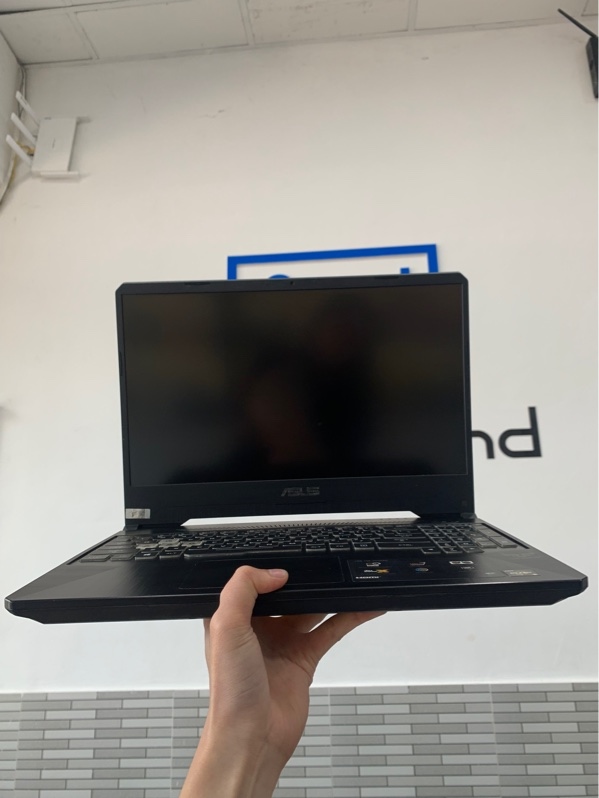 Laptop Asus Tuf FX505DT - Ryzen 5 3550H - Ram 16GB/512GB SSD - RTX 1650 4GB - Màu đen - Pin 60% - Ngoại hình: 97% - Màn phản quang - Kèm sạc