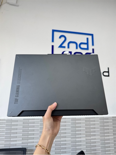 Laptop Asus TUF Gaming A15 - AMD Ryzen 7 7435HS - RTX 4050(6GB) - 16/512GB SSD - Màu đen - Pin 94% - Ngoại hình 98% - Body, kèm sạc - BH TGDD