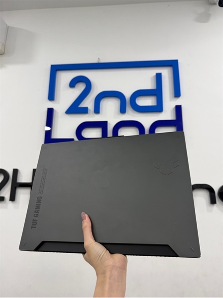 Laptop Asus Tuf Gaming A15 FA507NV - Ryzen 7 7735HS - 16/512GB - RTX 4060 - Màu xám - Pin 77% - Ngoại hình 97% - Màn ám vàng nhẹ , trầy xước , cấn góc , mẻ khe tản nhiệt - Kèm sạc