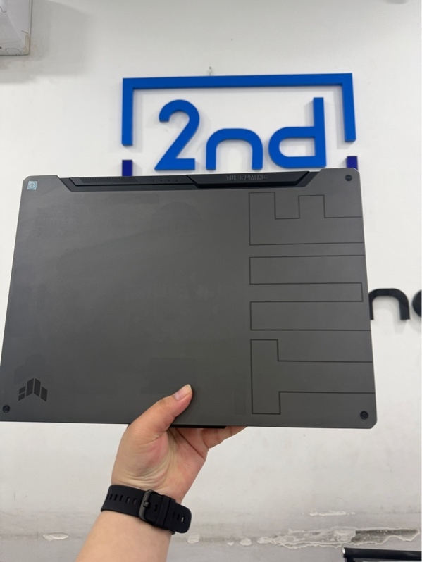 Laptop Asus Tuf gaming F15 FX506HCB - i7-11800H/RTX 3050 - 24/512GB SSD - Màu đen - Pin 62% - Ngoại hình 98% - Máy trầy nhẹ , màn phản quang - Kèm sạc