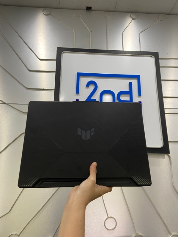 Laptop Asus Tuf Gaming F15 FX506HF - i5 11400H - Ram 16/512GB - 2050 4G - Pin 78% - Màu đen - Ngoại hình: 98.5% - Kèm sạc