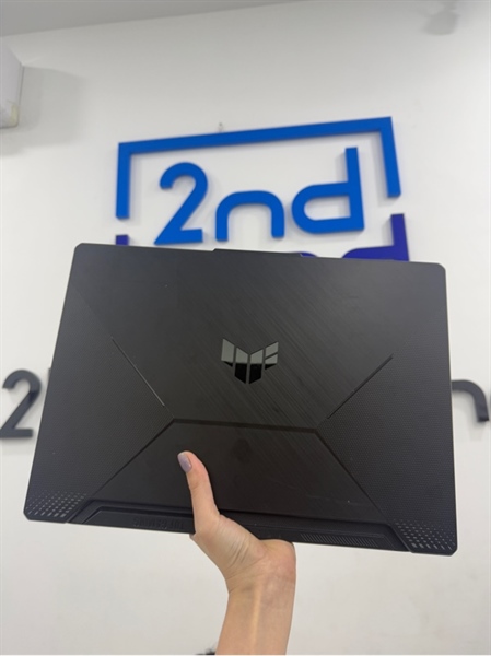 Laptop Asus TUF Gaming F15 FX506HF - i5 11400H/RTX2050 - 16/512GB SSD - Màu đen - Pin 75% - Ngoại hình 98% - Viền ám vàng , phản quang do cấn phím - Kèm sạc 150W